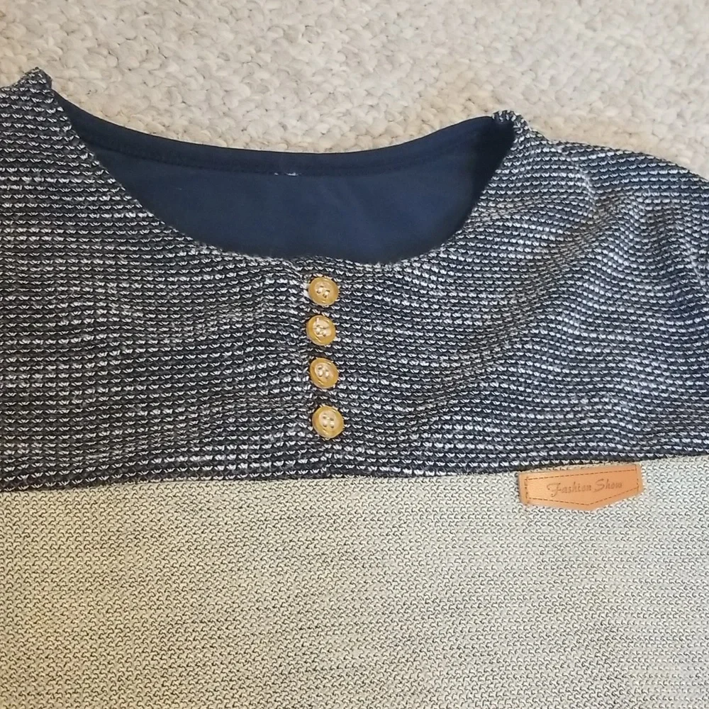 Color block long sleeve - Picture 2 of 4